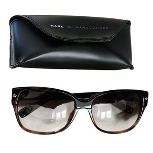 ​Marc by Marc Jacobs Tortoise Star Detail Sunglasses - MMJ 201/S